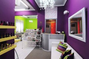 Manicure στο Ακροτεχνίες studio nails με μόλις 12€