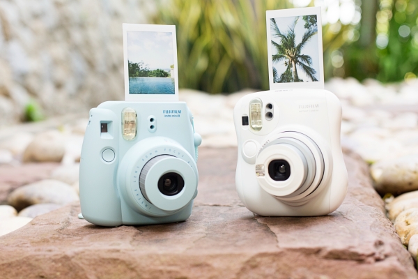 Διαγωνισμός mamamia.gr με δώρο φωτογραφική Instax Mini 8